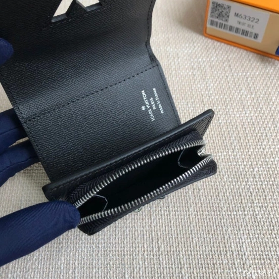 First bag ru WALLET TWIST LOUIS VUITTON 0813